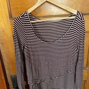 Latched Mama Asymmetrical Long Sleeve Nursing Tunic, Maroon Striped, Small